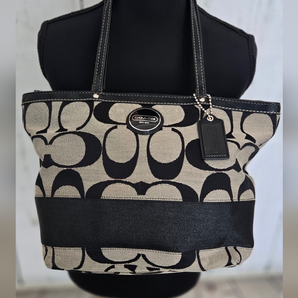 *Like New* Coach Black Cream Signature Canvas Tote Bag Leather Shoulder Straps